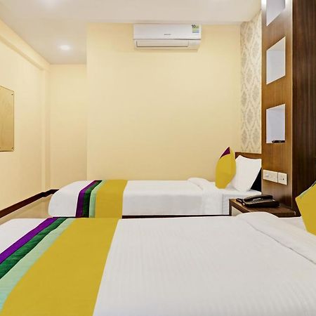 Itsy Hotels Sapphire Residency Manjeri Extérieur photo