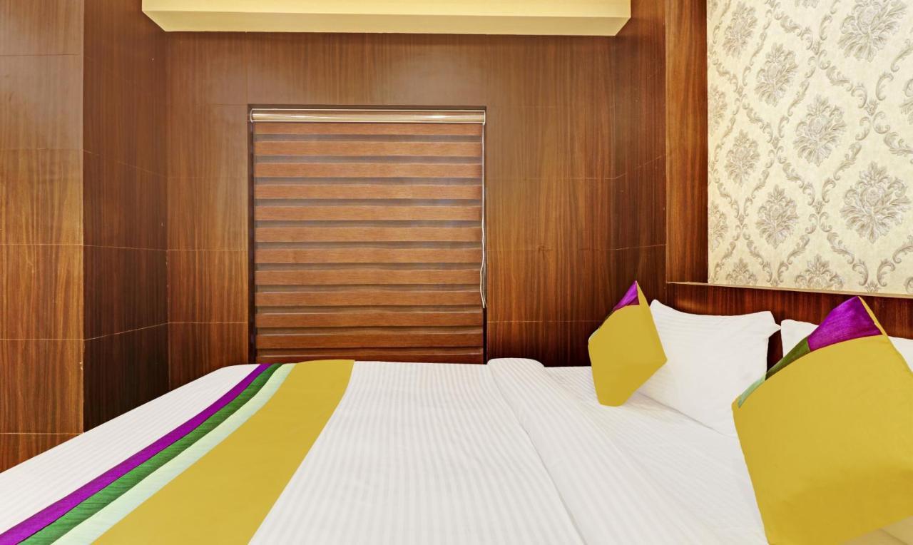 Itsy Hotels Sapphire Residency Manjeri Extérieur photo