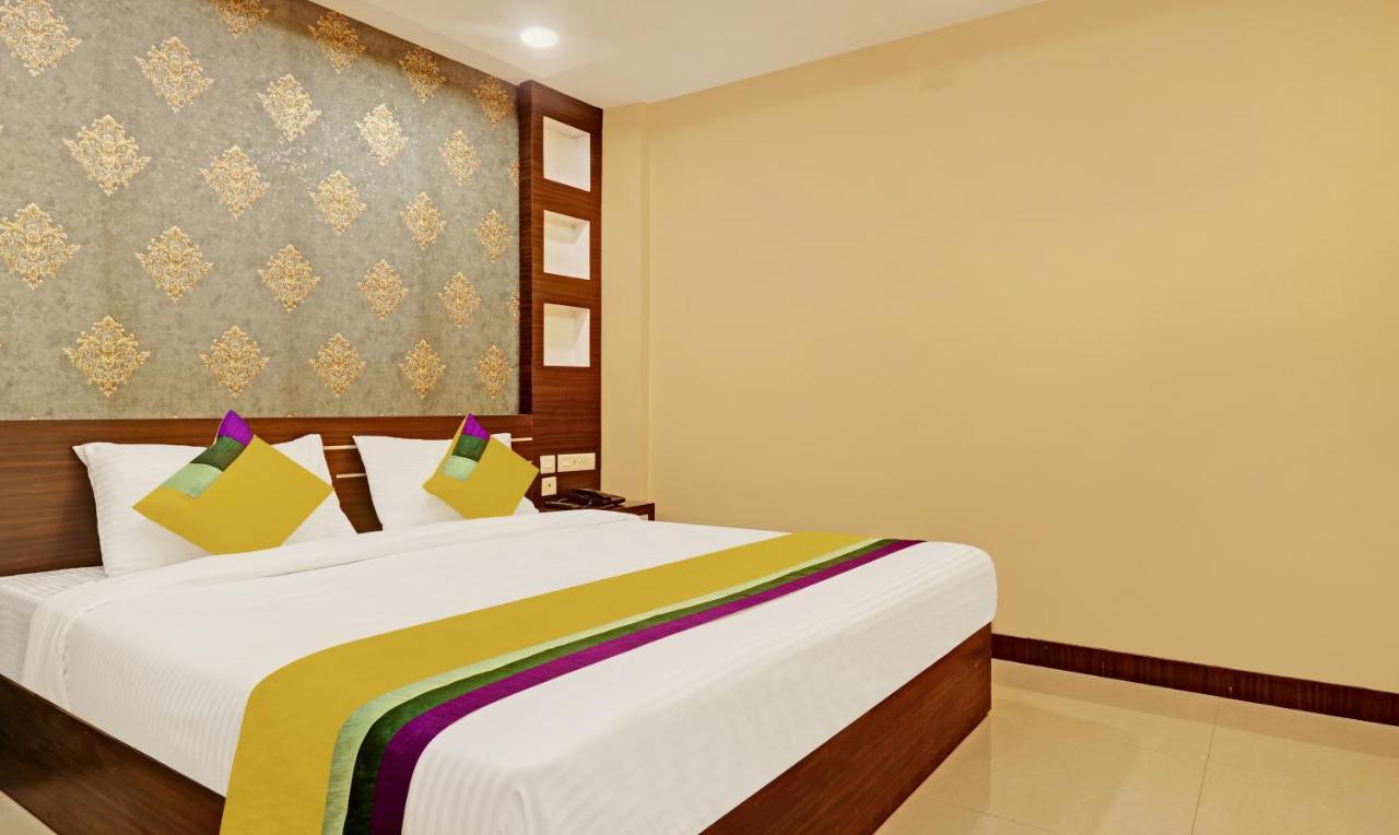 Itsy Hotels Sapphire Residency Manjeri Extérieur photo